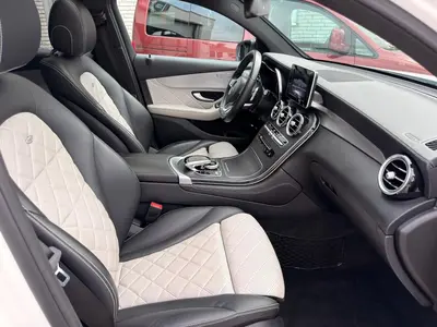 Mercedes-Benz GLC 43 AMG – Foto 12