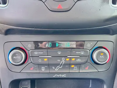Ford Focus – Foto 18
