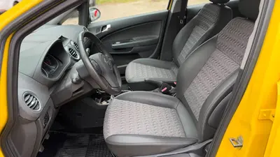 Opel Corsa – Foto 15