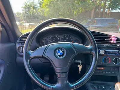BMW  – Foto 8