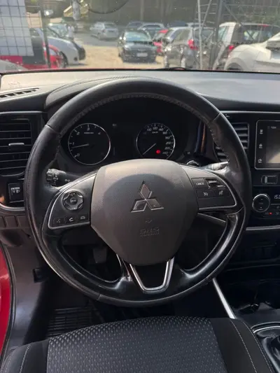 Mitsubishi Outlander – Foto 12