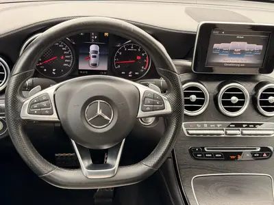 Mercedes-Benz GLC 43 AMG – Foto 18