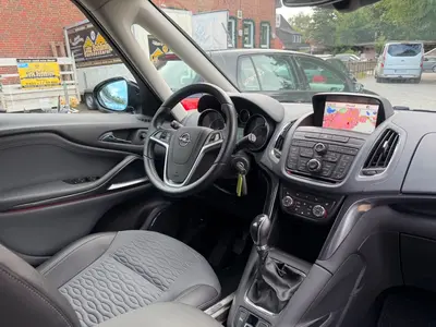 Opel Zafira – Foto 11