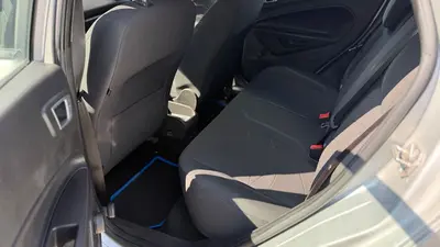 Ford Fiesta – Foto 12