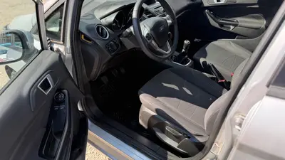 Ford Fiesta – Foto 13