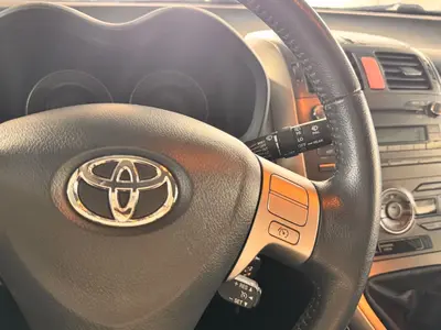 Toyota Auris – Foto 11