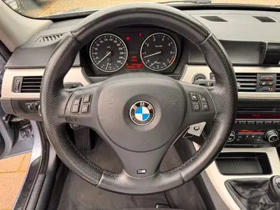 BMW 318 – Foto 20