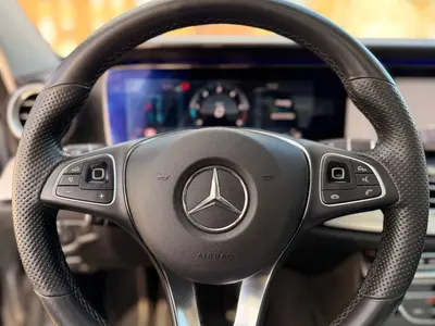 Mercedes-Benz E 220 – Foto 31