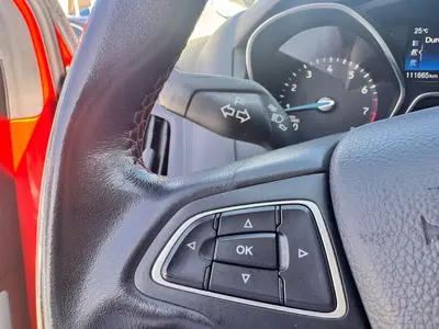 Ford Focus – Foto 15