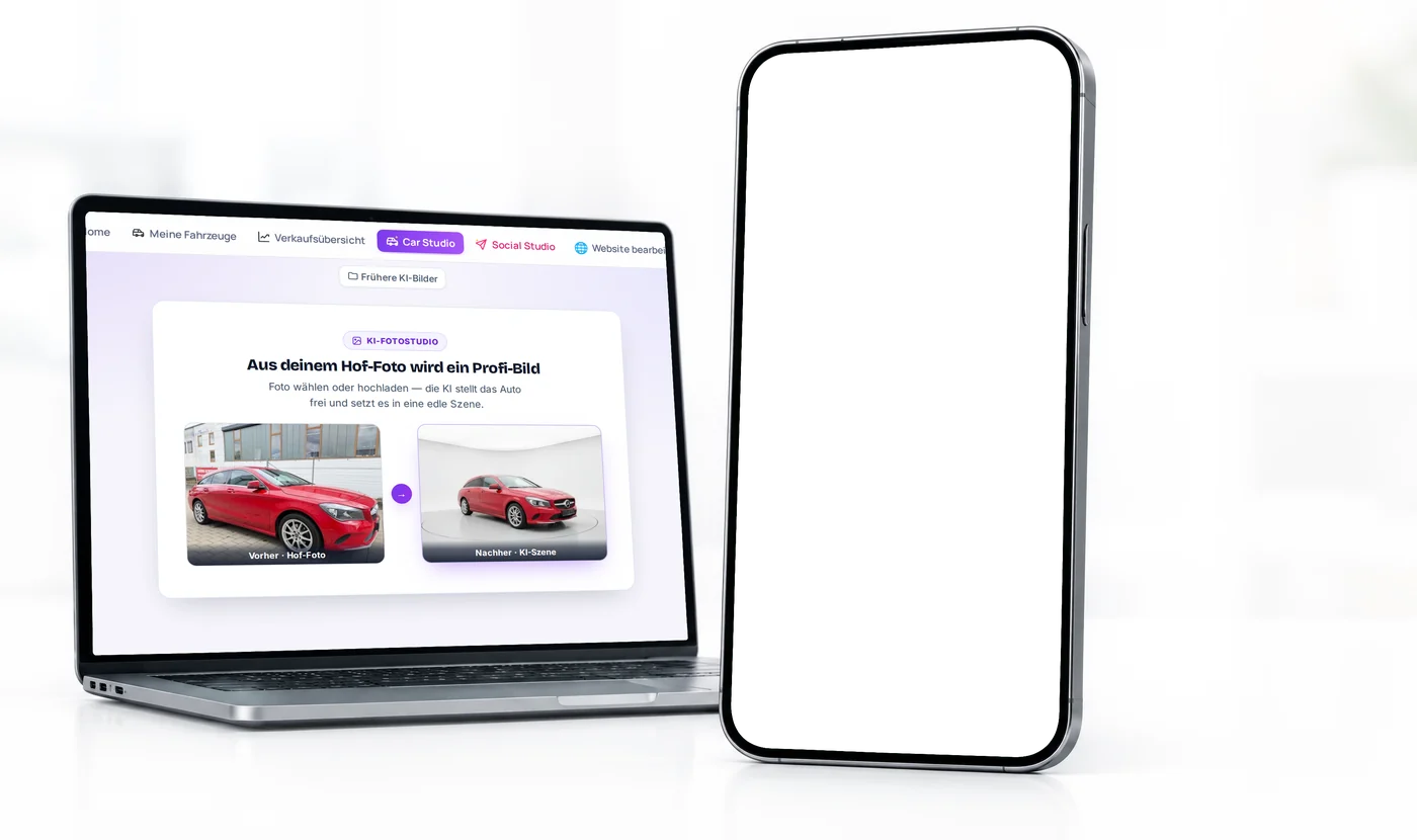 Car Studio von PostMotor: Auf dem Laptop zieht der Vorher/Nachher-Regler über einen roten Mercedes CLA – links der Hof, rechts das weiße Studio. Das Handy zeigt dasselbe Auto mit dem Studio-Foto als Titelbild auf der Website des Demo-Autohauses.